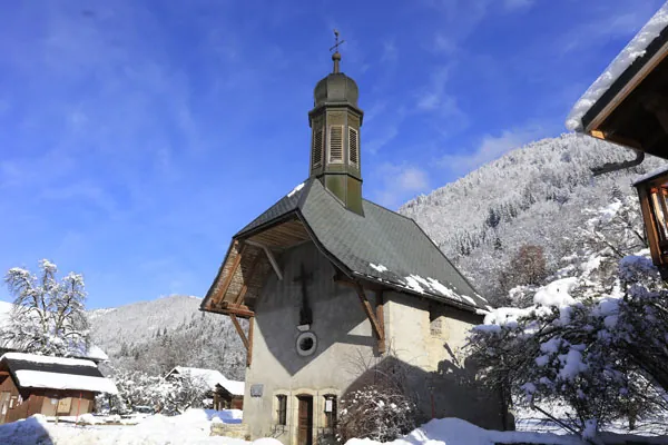 Les Vallons et leur chapelle : vue 1