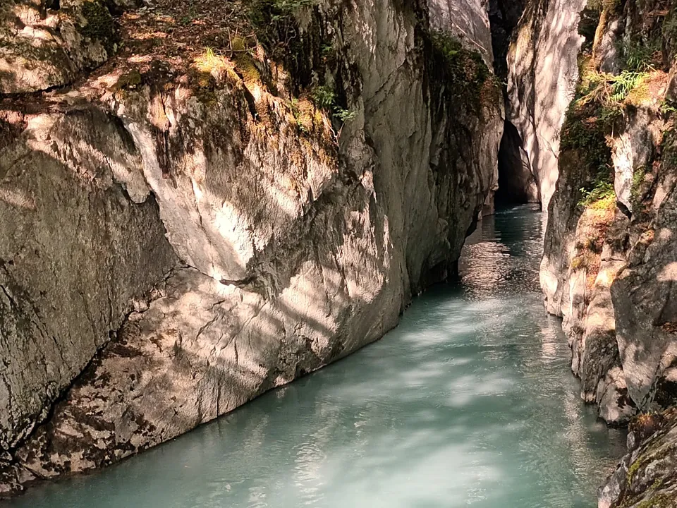 Les Gorges des Tines : vue 2